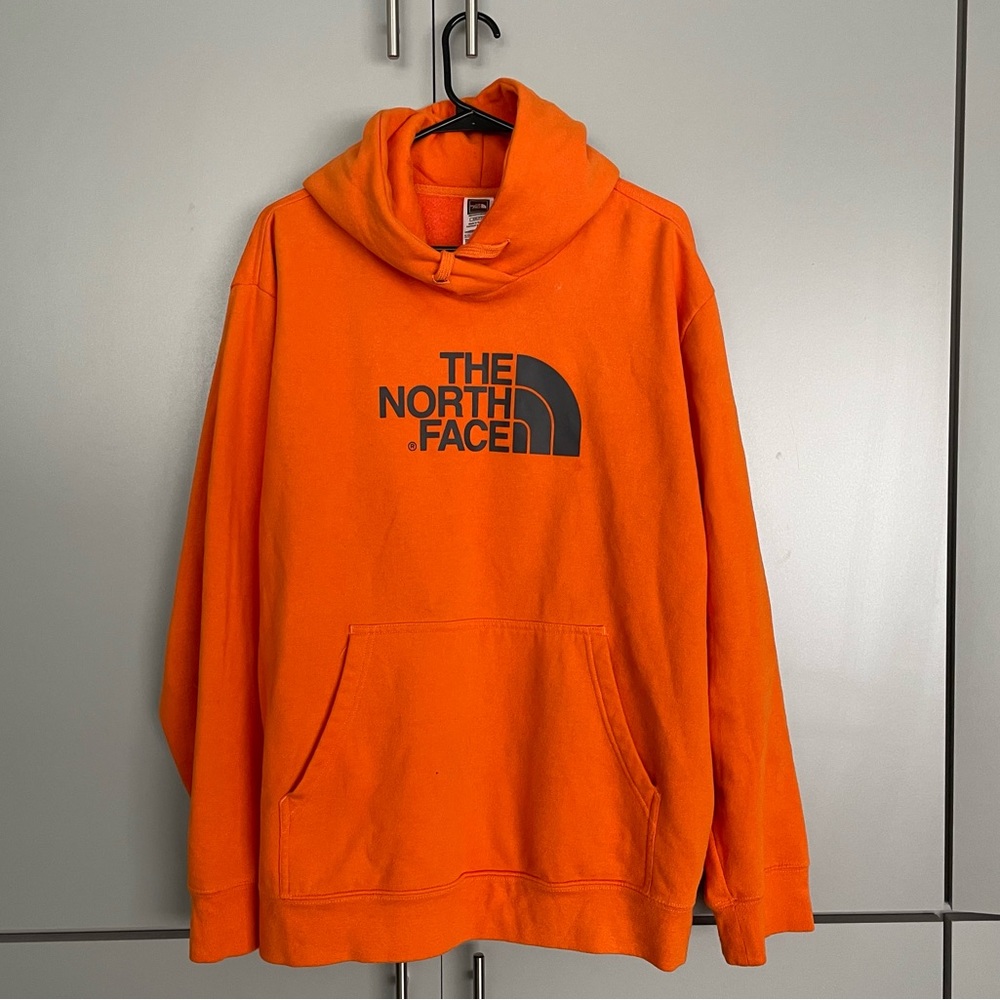 North Face pull over hoodie